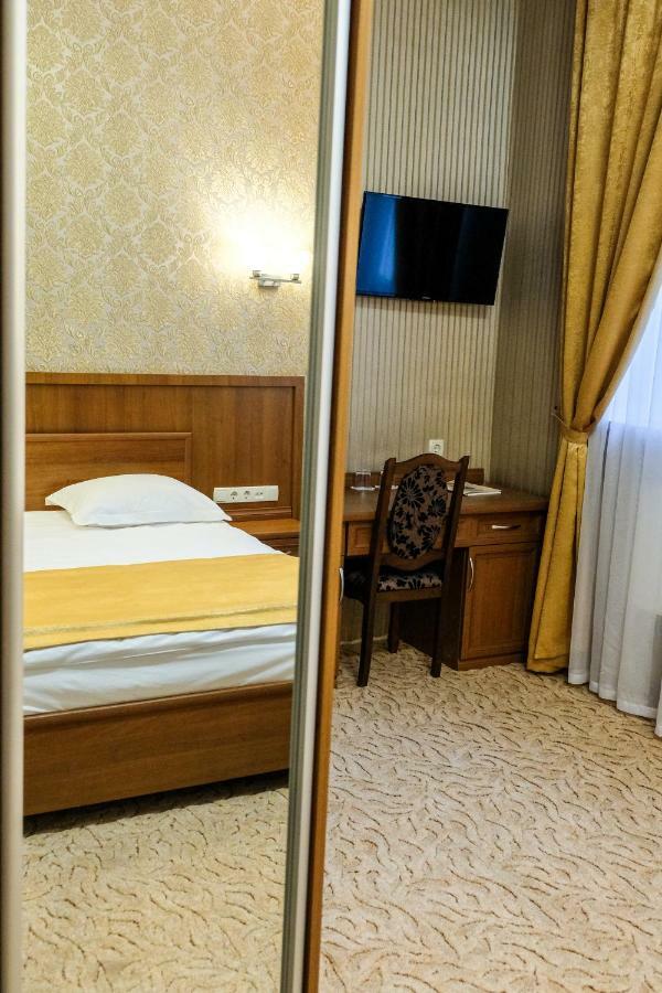 日托米尔 Оздоровчий Комплекс Гайки Заїзд Провулок Сухий Яр 12酒店 外观 照片